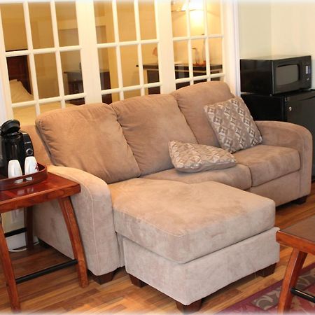 Grey Rose Suites Hanover Room photo