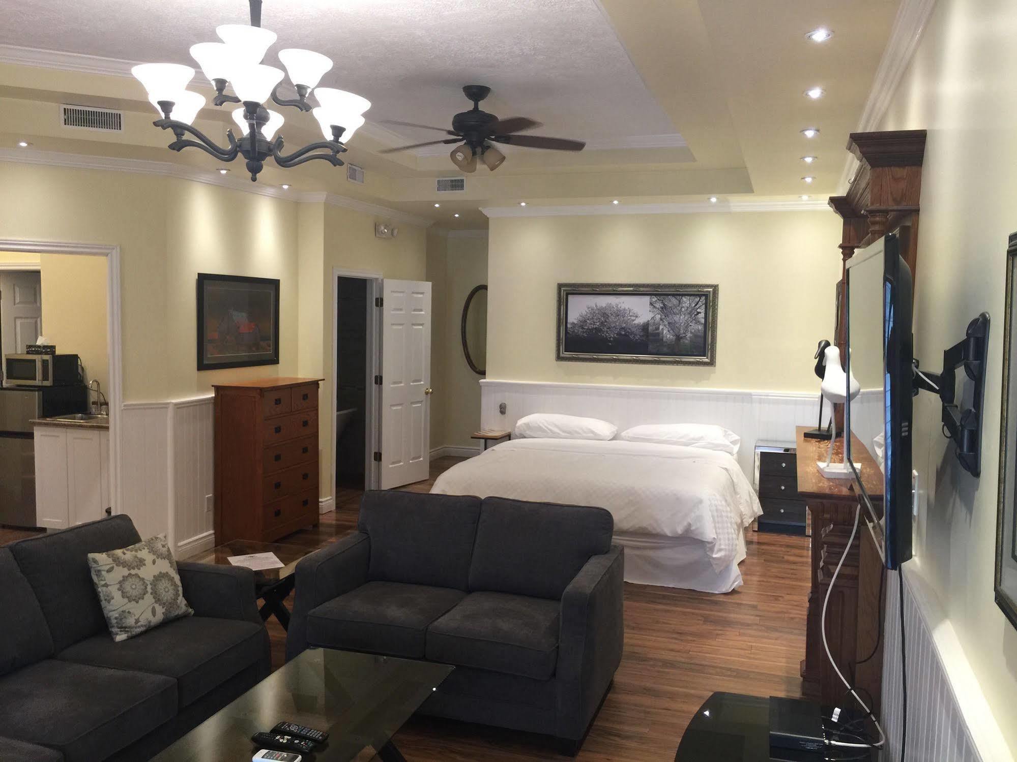 Grey Rose Suites Hanover Exterior photo
